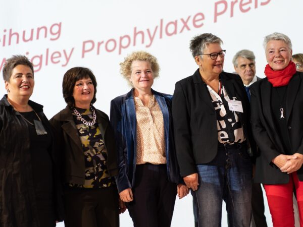Wrigley Prophylaxe-Preis 2022 für Unterrichtsprogramm Hebammen