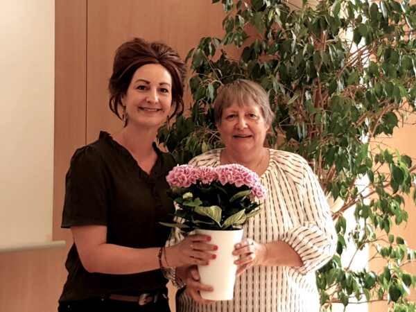 Nach 28 Jahren: Die LAGJTh e.V. verabschiedet Frau Anke Heidecke in den Ruhestand.